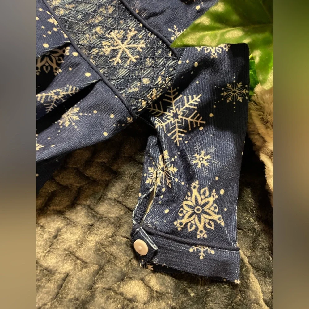 smocked frocks ❄️hand smocked